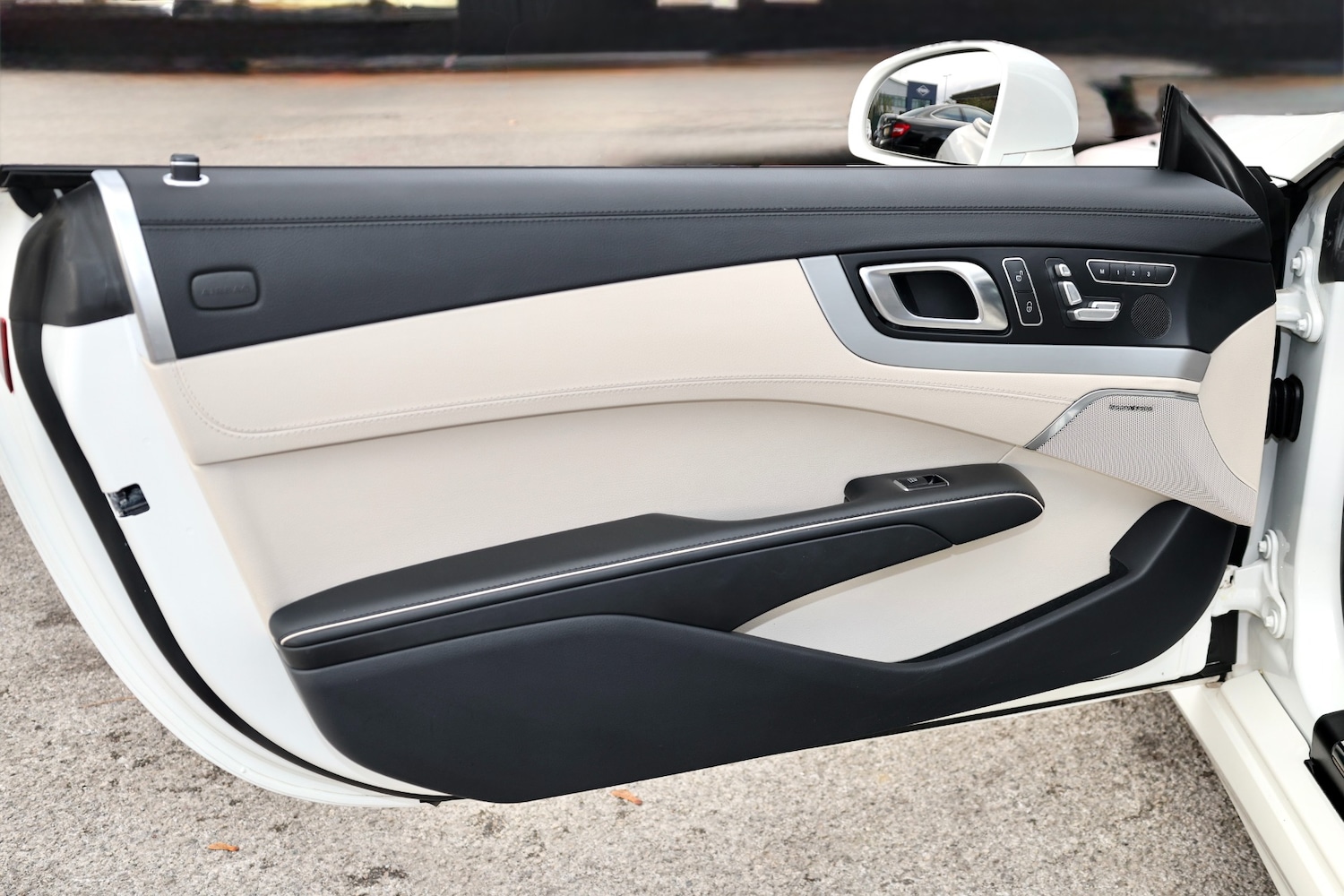 Used Mercedes-Benz SL 2014 for sale - 76401199: Photo 28