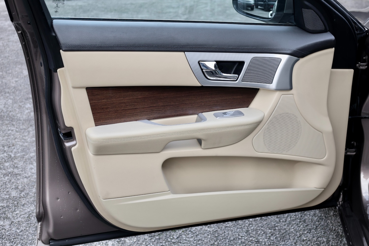 Used Jaguar XF 2014 for sale - 77709100: Photo 37