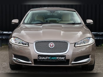 Used Jaguar XF 2014 for sale - 77709100: Photo