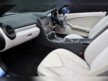 Used Mercedes-Benz SLK 2009 for sale - 78540164: Photo