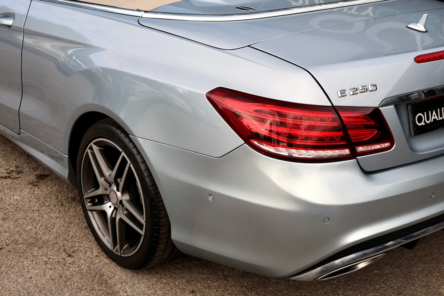 Used Mercedes-Benz E Class 2014 for sale - 76553317: Photo 28