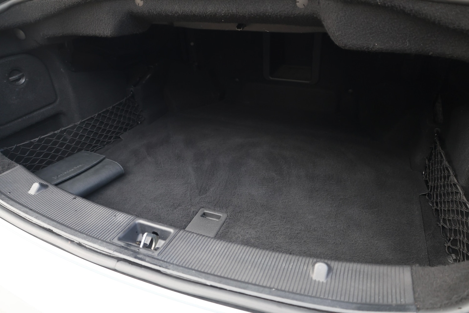 Used Mercedes-Benz E Class 2014 for sale - 76553317: Photo 32