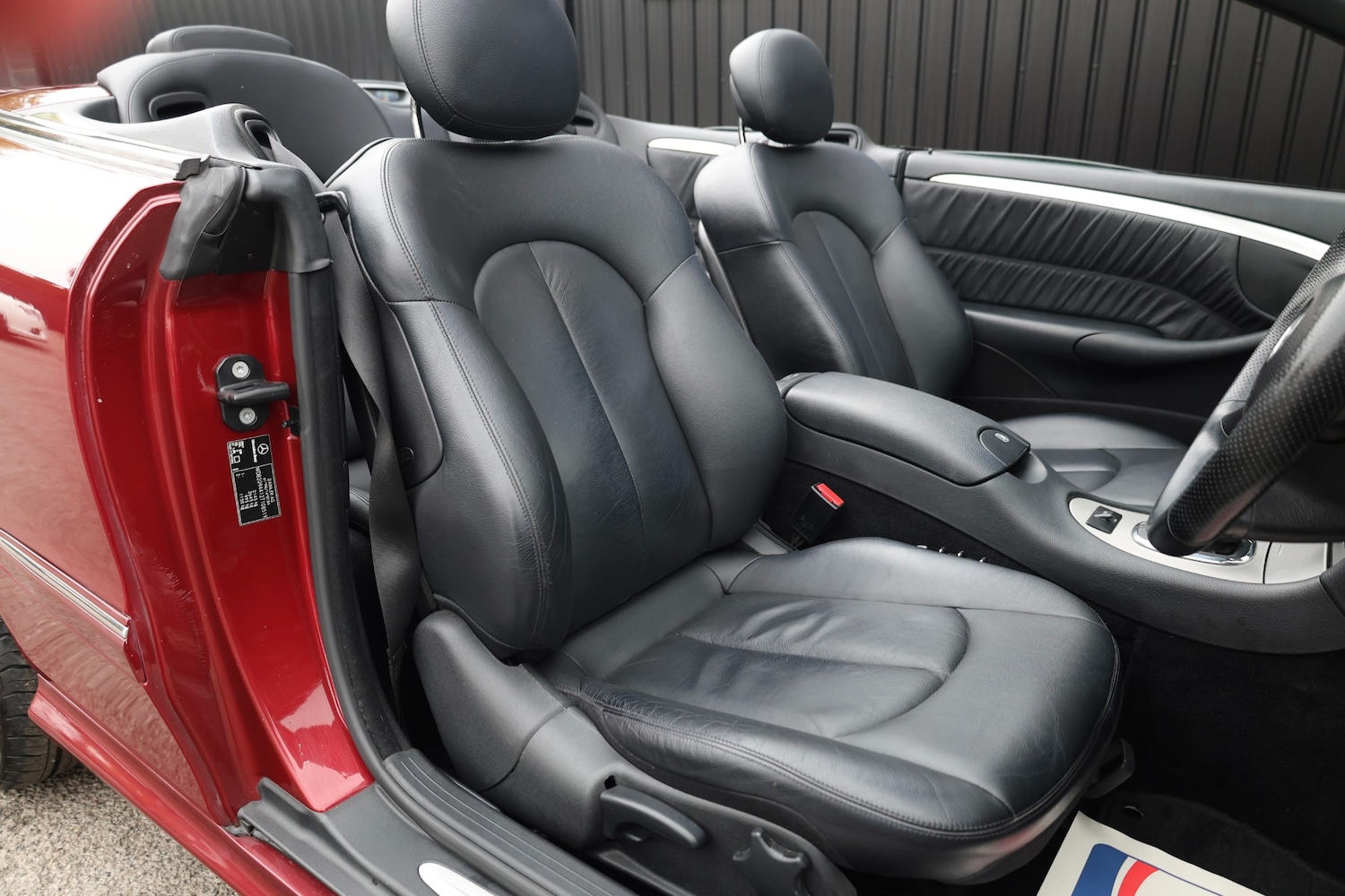 Used Mercedes-Benz CLK 2009 for sale - 76285973: Photo 13