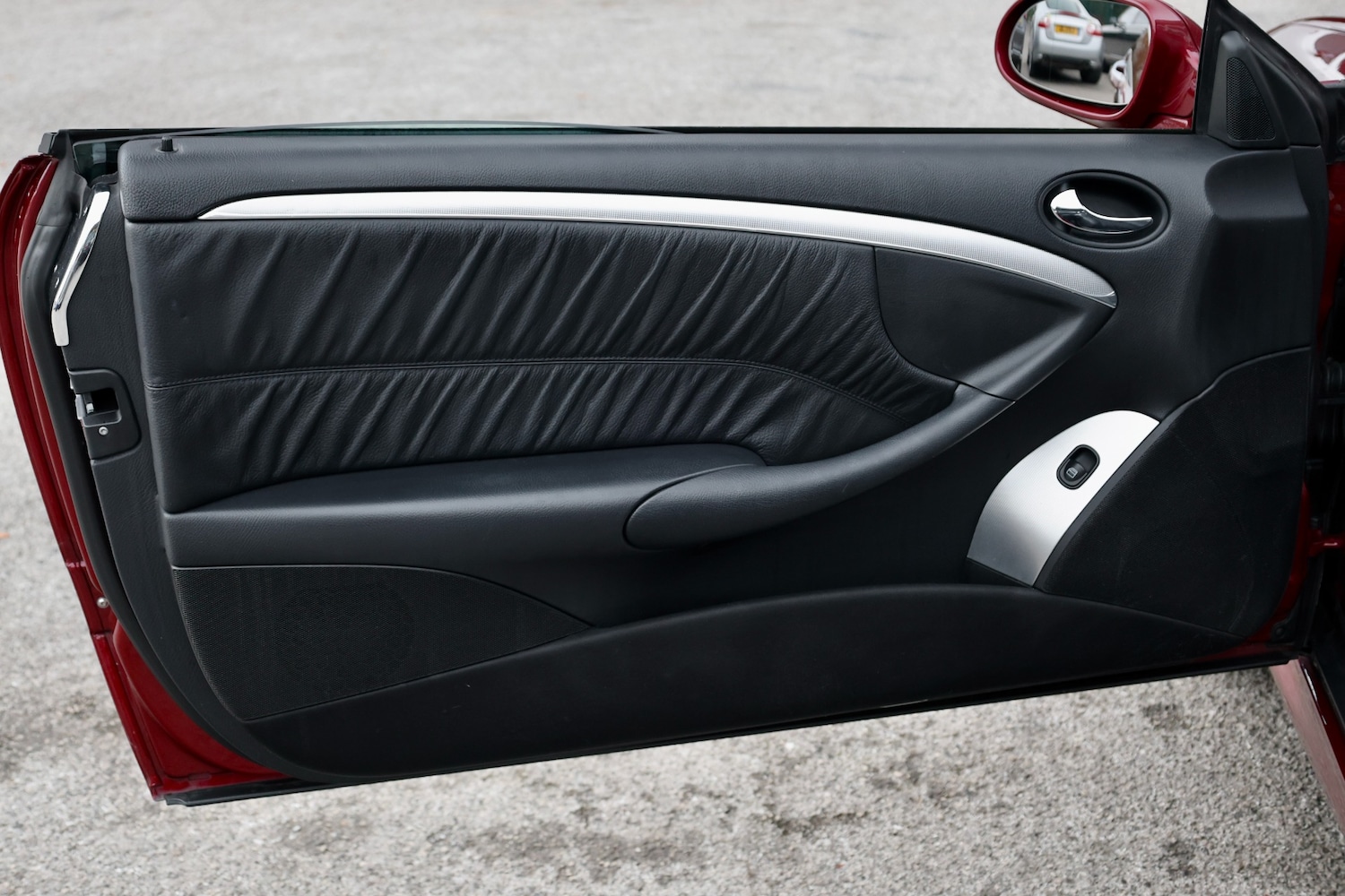 Used Mercedes-Benz CLK 2009 for sale - 76285973: Photo 33