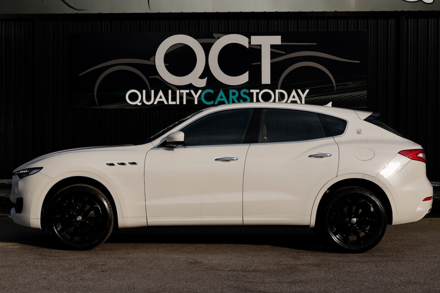 Used Maserati Levante 2016 for sale - 77983452: Photo 2