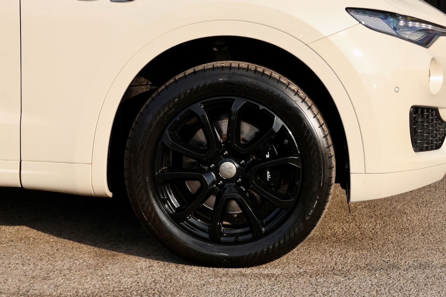 Used Maserati Levante 2016 for sale - 77983452: Photo 32