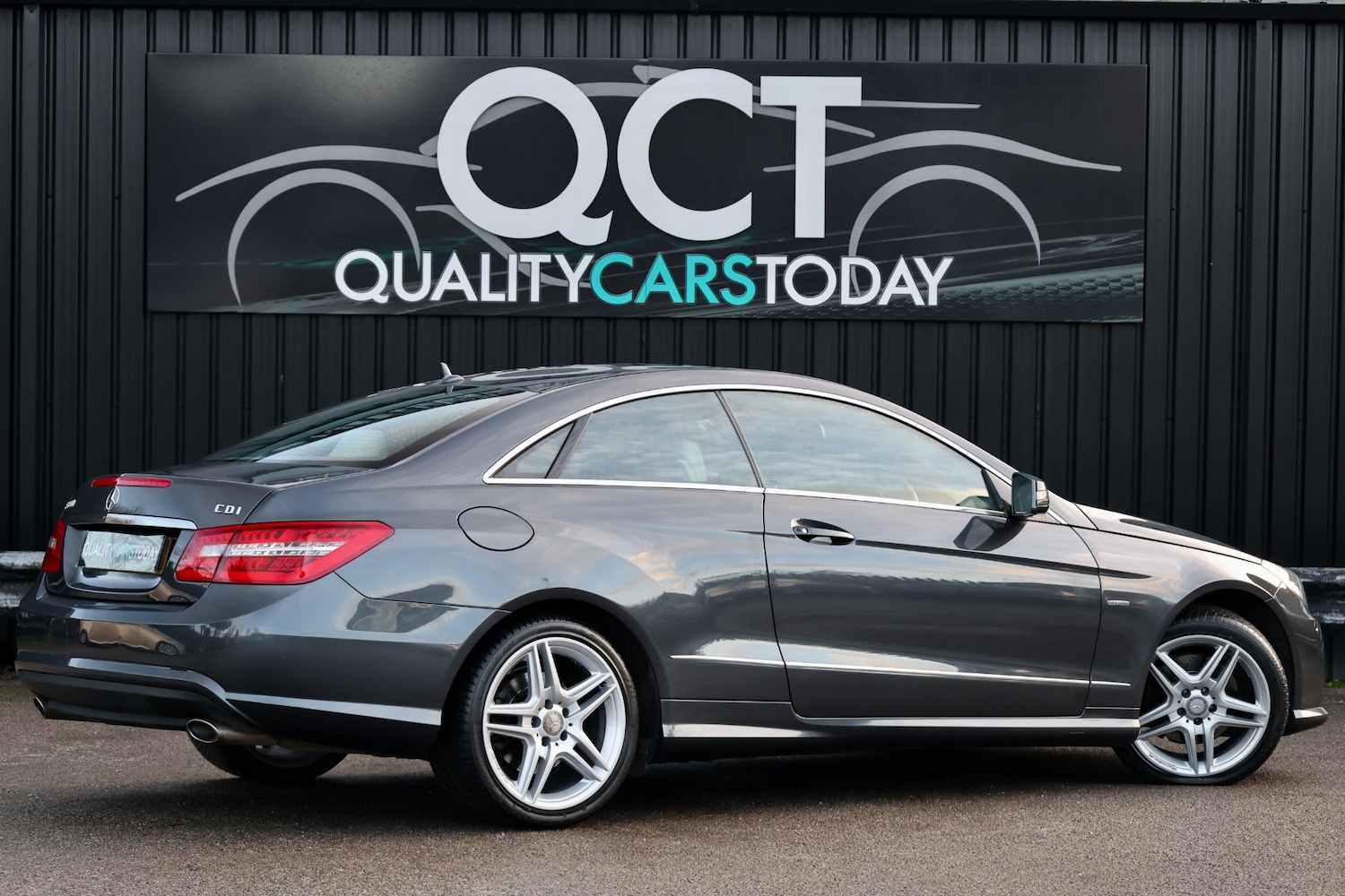 Used Mercedes-Benz E Class 2011 for sale - 77127675: Photo 12