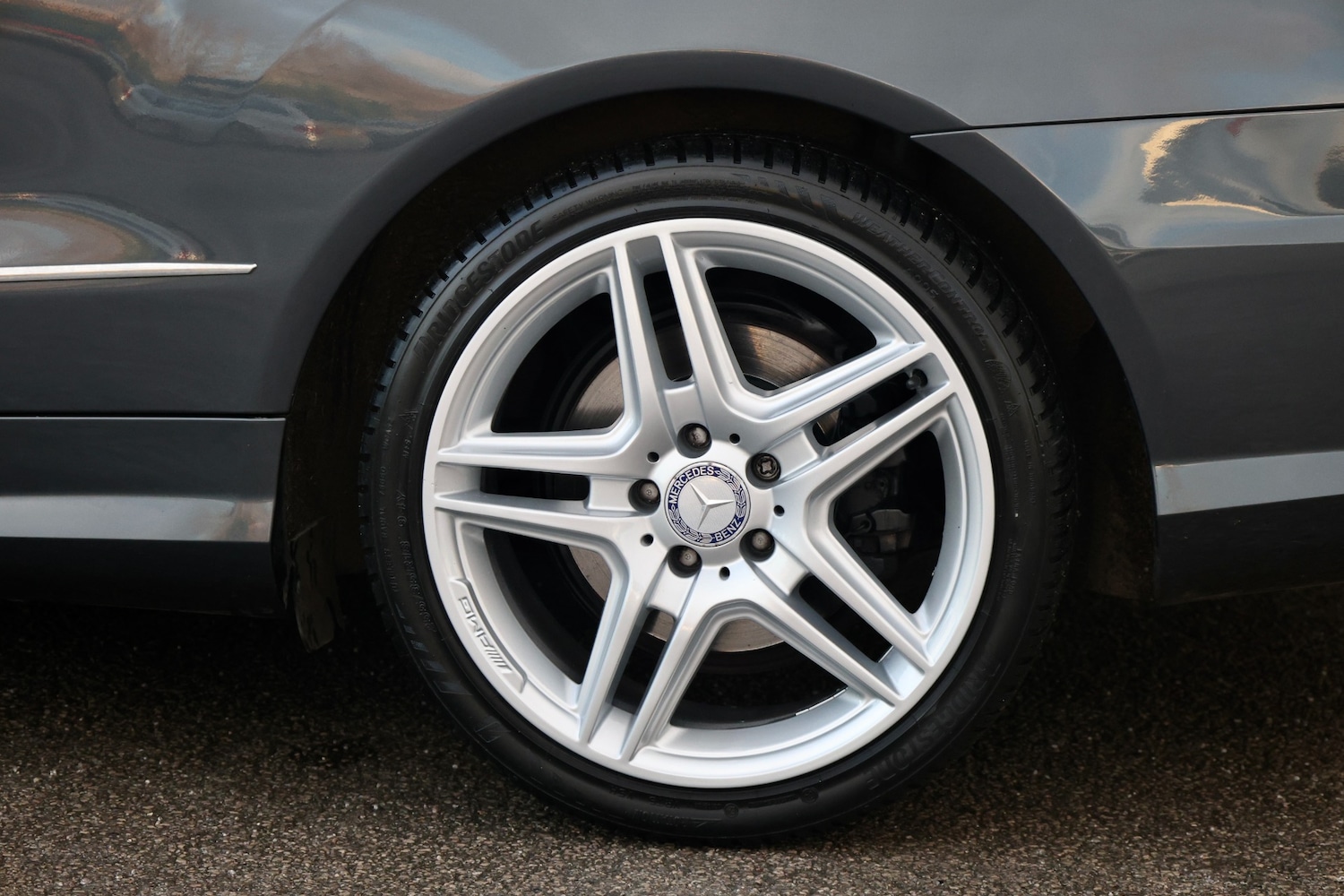 Used Mercedes-Benz E Class 2011 for sale - 77127675: Photo 27