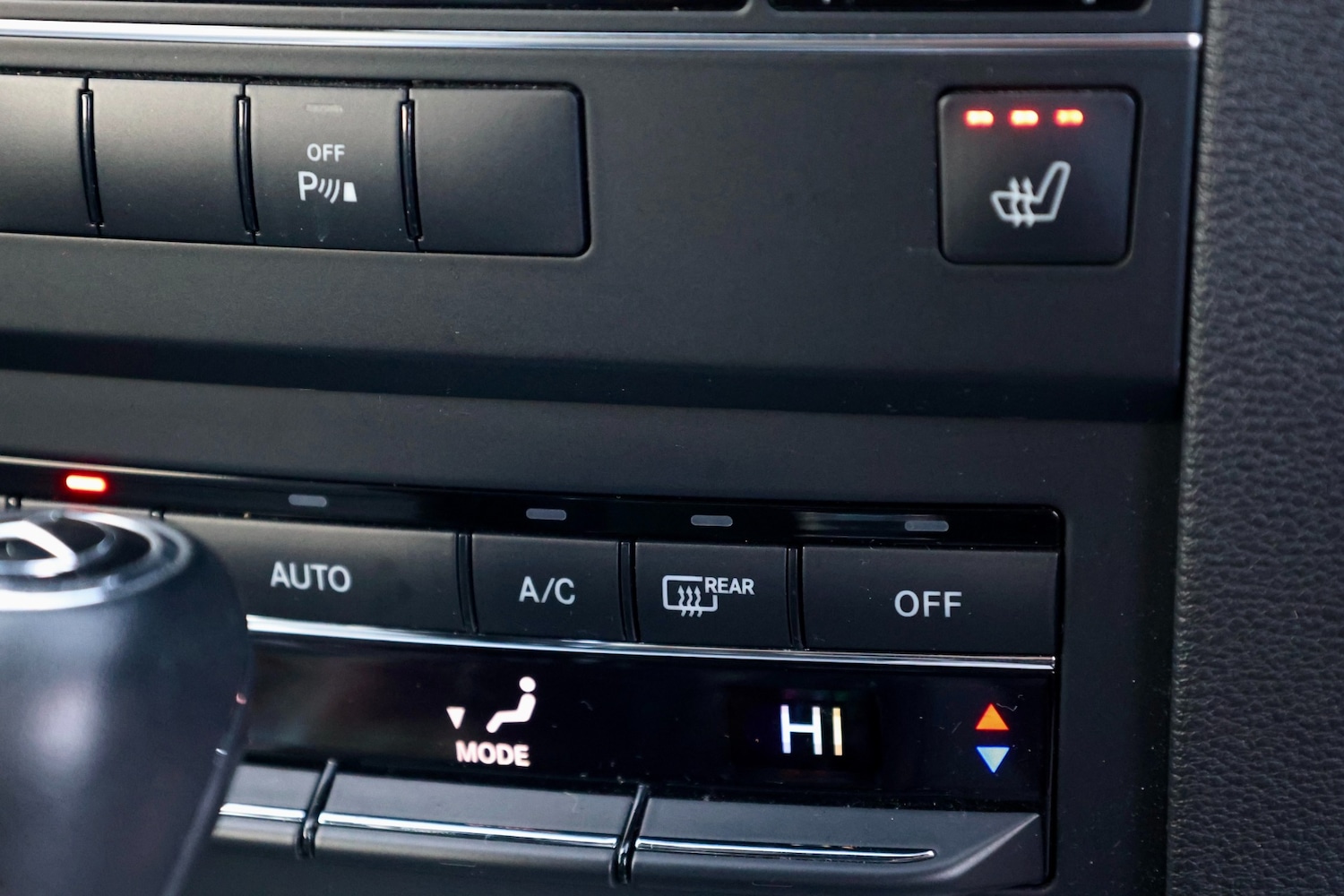 Used Mercedes-Benz E Class 2011 for sale - 77127675: Photo 45