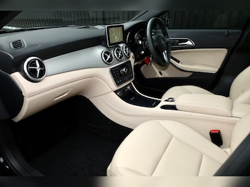 Used Mercedes-Benz GLA 2014 for sale - 76286201: Photo