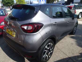 Used Renault Captur 2017 for sale - 74934354: Photo