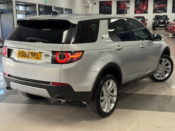 Used Land Rover Discovery Sport 2018 for sale - 76038973: Photo