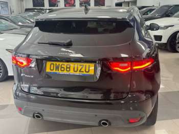 Used Jaguar F-Pace 2019 for sale - 75159101: Photo