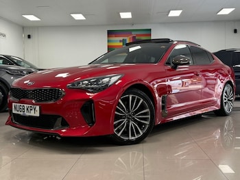 Used Kia Stinger 2018 for sale - 78320395: Photo