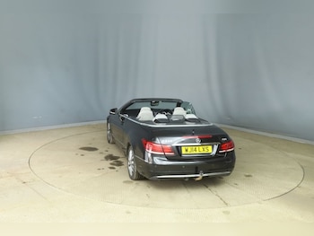 Used Mercedes-Benz E Class 2014 for sale - 78570279: Photo