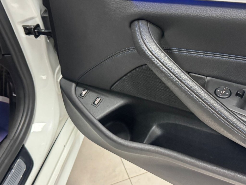 Used BMW 5 Series 2017 for sale - 76631996: Photo 17