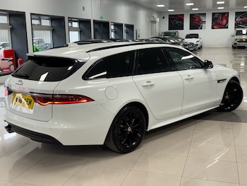 Used Jaguar XF 2018 for sale - 75515446: Photo