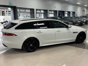 Used Jaguar XF 2018 for sale - 75515446: Photo