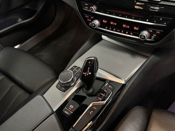 Used BMW 5 Series 2017 for sale - 75653925: Photo 30