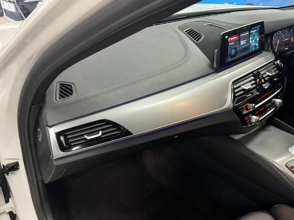 Used BMW 5 Series 2017 for sale - 75653925: Photo 43