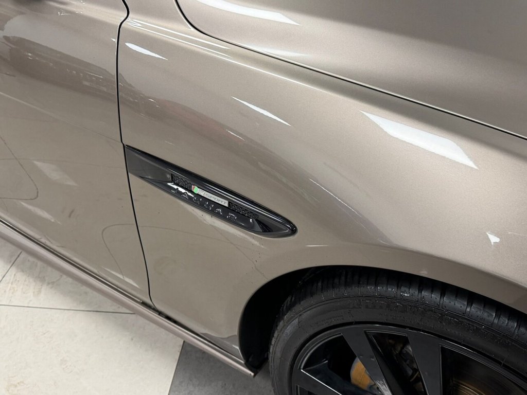 Used Jaguar XE 2017 for sale - 76496323: Photo 10