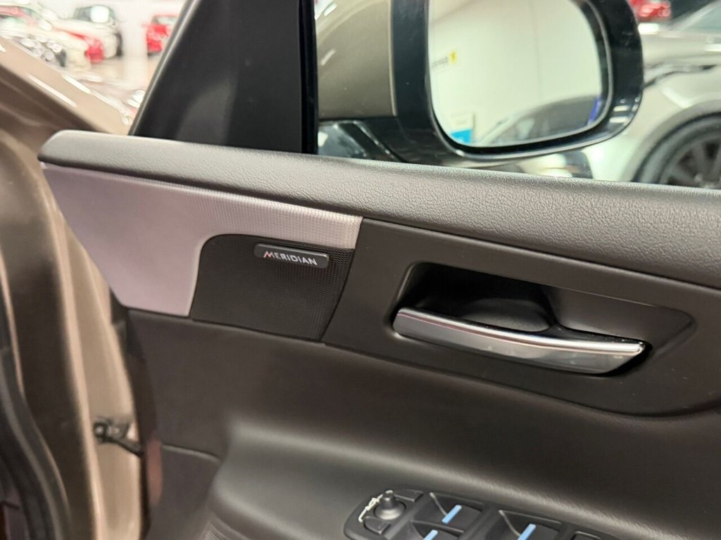 Used Jaguar XE 2017 for sale - 76496323: Photo 24