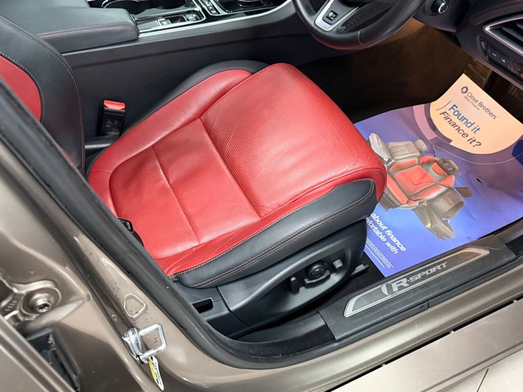 Used Jaguar XE 2017 for sale - 76496323: Photo 29