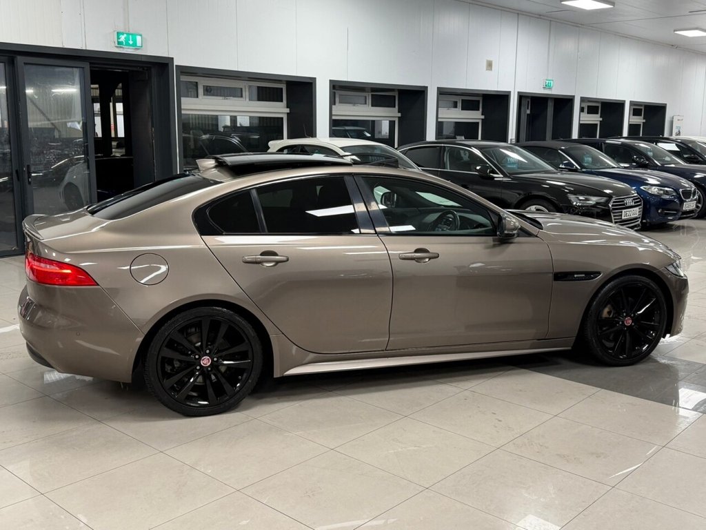 Used Jaguar XE 2017 for sale - 76496323: Photo 3