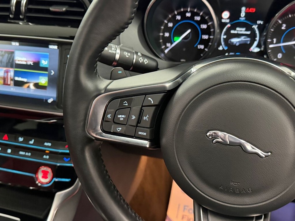 Used Jaguar XE 2017 for sale - 76496323: Photo 39