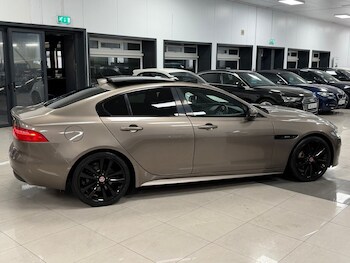 Used Jaguar XE 2017 for sale - 76496323: Photo