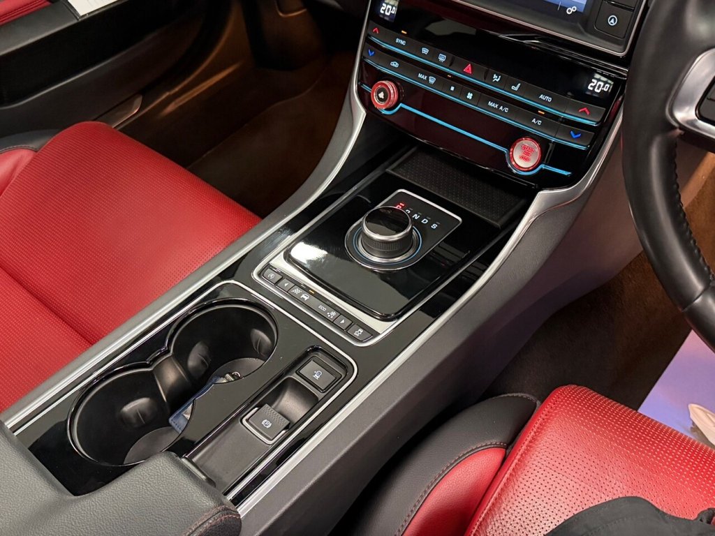 Used Jaguar XE 2017 for sale - 76496323: Photo 42