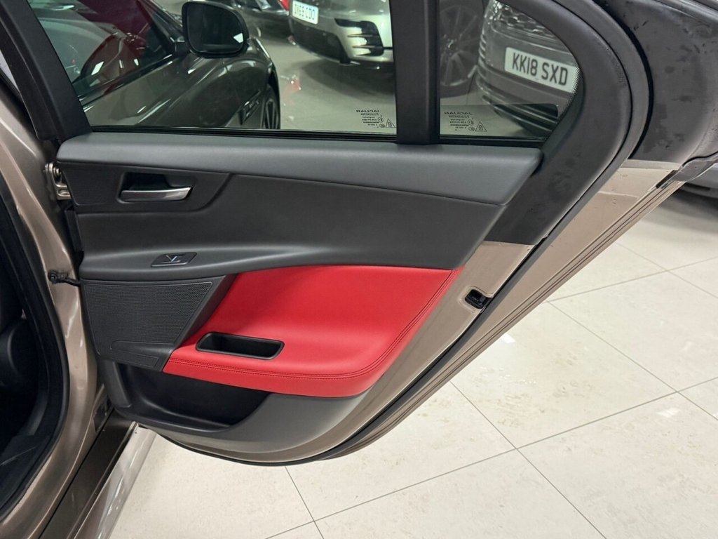 Used Jaguar XE 2017 for sale - 76496323: Photo 43