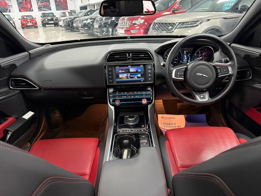 Used Jaguar XE 2017 for sale - 76496323: Photo 44