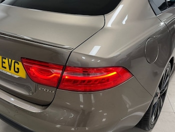 Used Jaguar XE 2017 for sale - 76496323: Photo