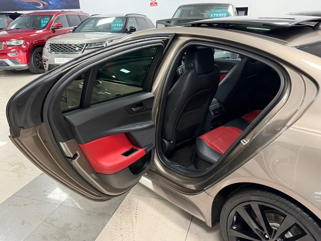 Used Jaguar XE 2017 for sale - 76496323: Photo 50