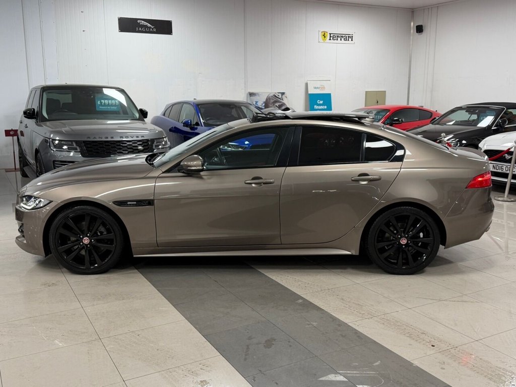 Used Jaguar XE 2017 for sale - 76496323: Photo 8