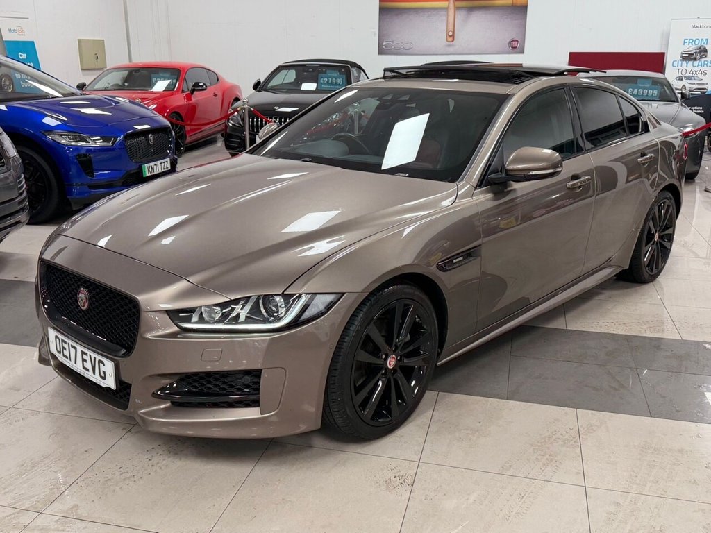 Used Jaguar XE 2017 for sale - 76496323: Photo 9