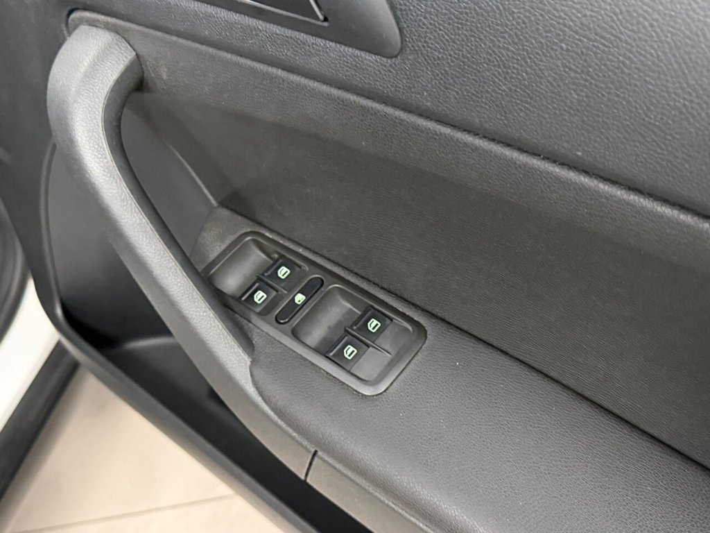 Used Skoda Yeti 2012 for sale - 76783931: Photo 11