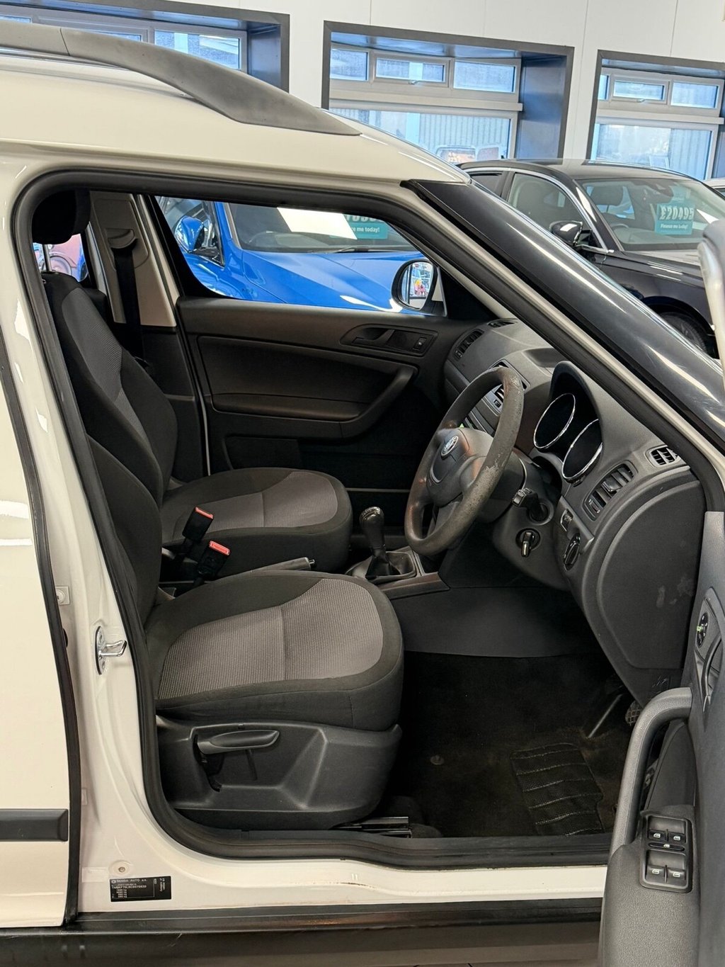 Used Skoda Yeti 2012 for sale - 76783931: Photo 25