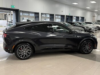 Used Ford Mustang Mach-E 2021 for sale - 77836011: Photo