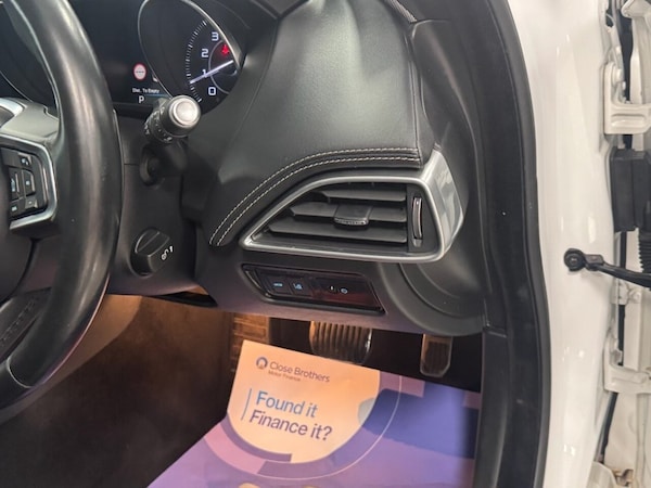 Used Jaguar XE 2015 for sale - 76291747: Photo 28