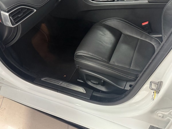 Used Jaguar XE 2015 for sale - 76291747: Photo 46
