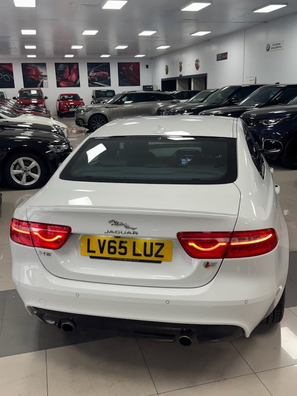 Used Jaguar XE 2015 for sale - 76291747: Photo 4