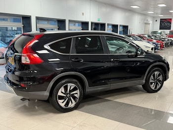 Used Honda CR-V 2015 for sale - 76210775: Photo