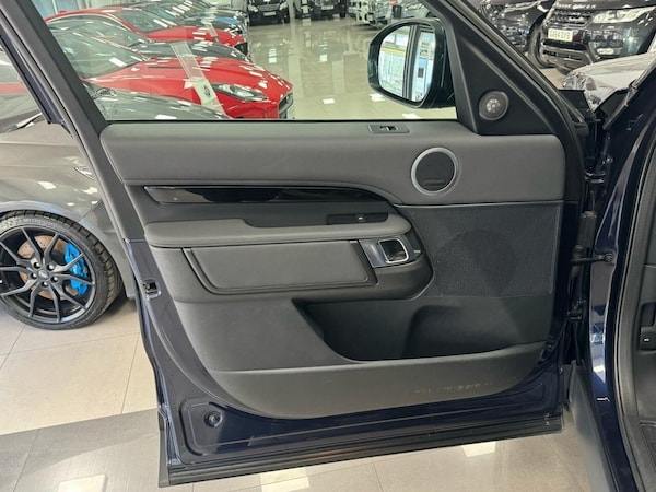 Used Land Rover Discovery 2019 for sale - 73831655: Photo 47