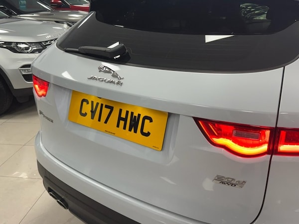 Used Jaguar F-Pace 2017 for sale - 76106024: Photo 14