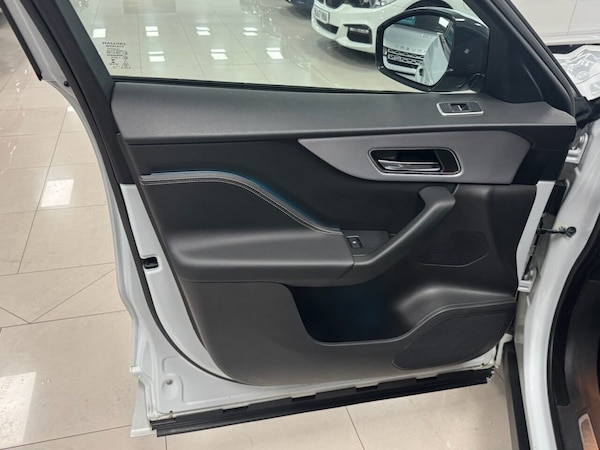 Used Jaguar F-Pace 2017 for sale - 76106024: Photo 43