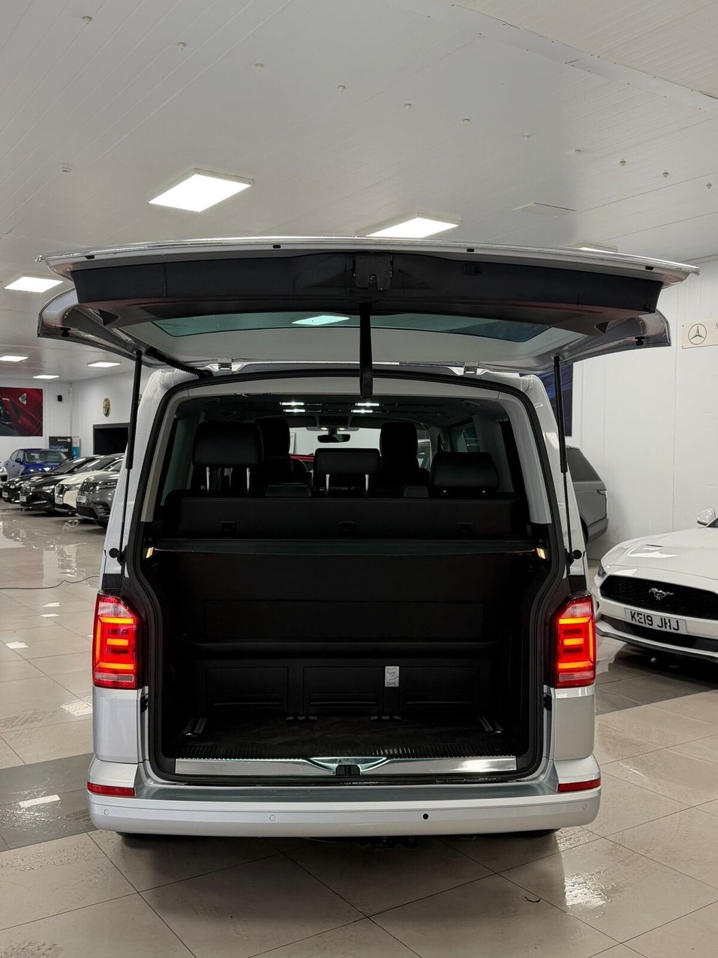 Used Volkswagen Caravelle 2016 for sale - 77369371: Photo 18