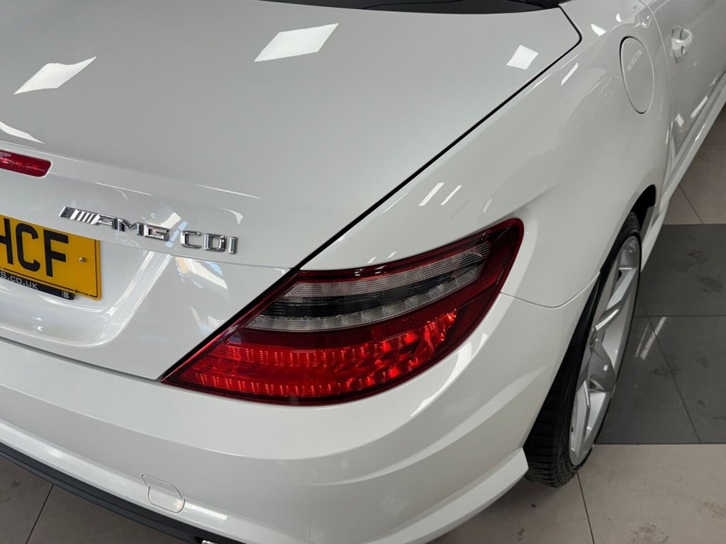 Used Mercedes-Benz SLK 2015 for sale - 76105950: Photo 23