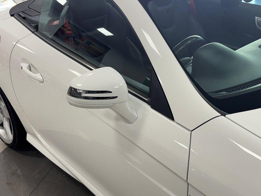 Used Mercedes-Benz SLK 2015 for sale - 76105950: Photo 25